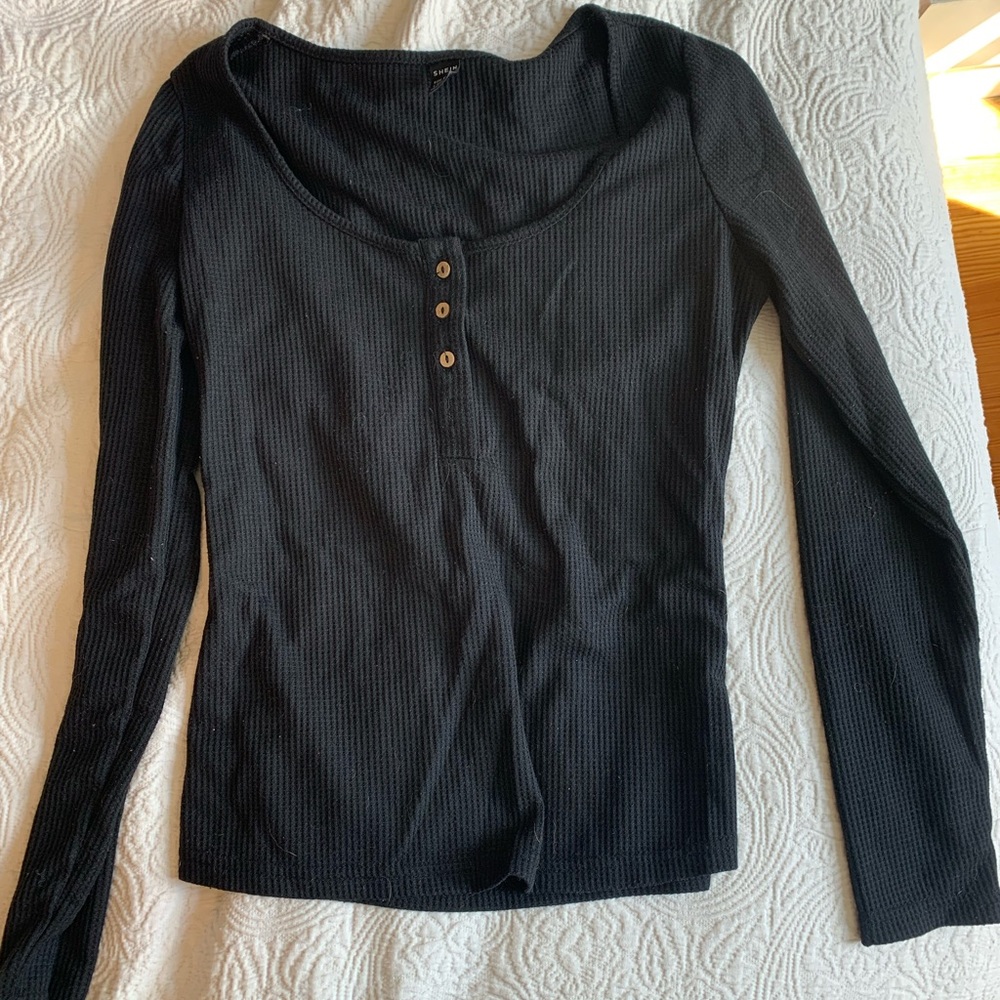 long sleeve waffle button shirt